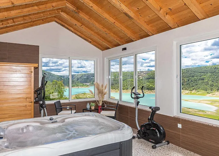 Awesome In Ricice With Sauna Имотски