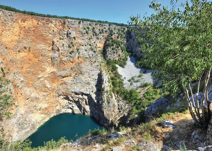 Awesome In Ricice With Sauna Имотски